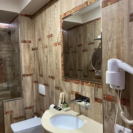 Hotell New W