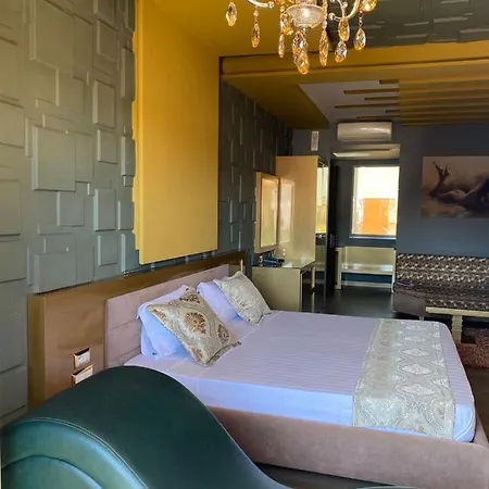 Hotell New W