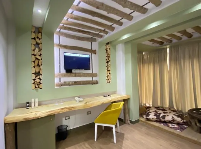 Ξενοδοχείο New W