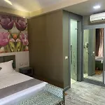 Otel New W 4*