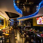 新w酒店 地拉那