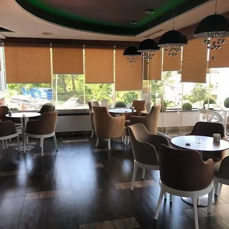新w酒店