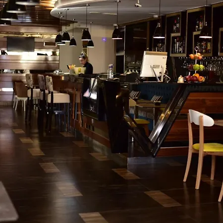 Hotel New W 4*