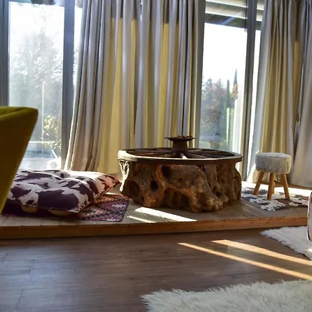 מלון New W טיראנה